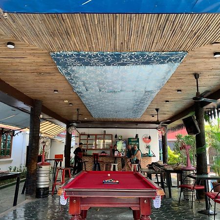 White Monkey Hotel Siem Reap Exterior photo